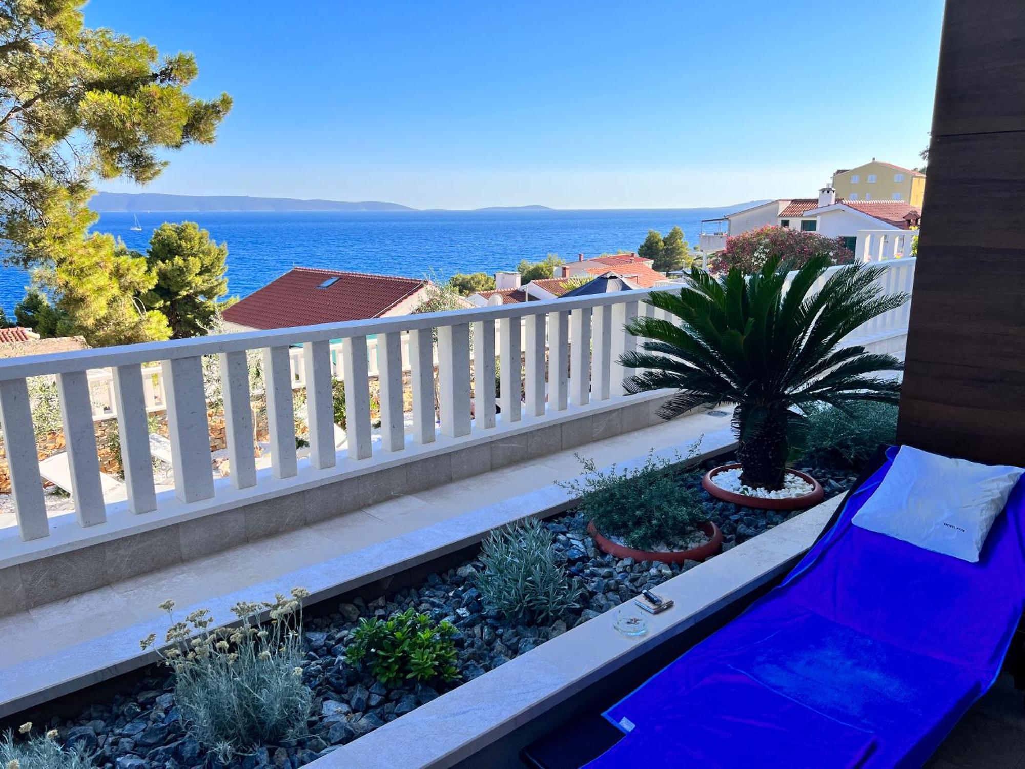 Luxury Beachfront Villa Carlisa ซีโอโว ภายนอก รูปภาพ