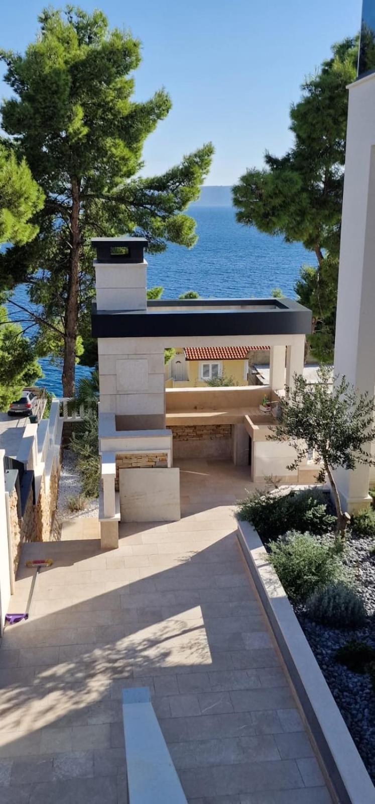 Luxury Beachfront Villa Carlisa ซีโอโว ภายนอก รูปภาพ